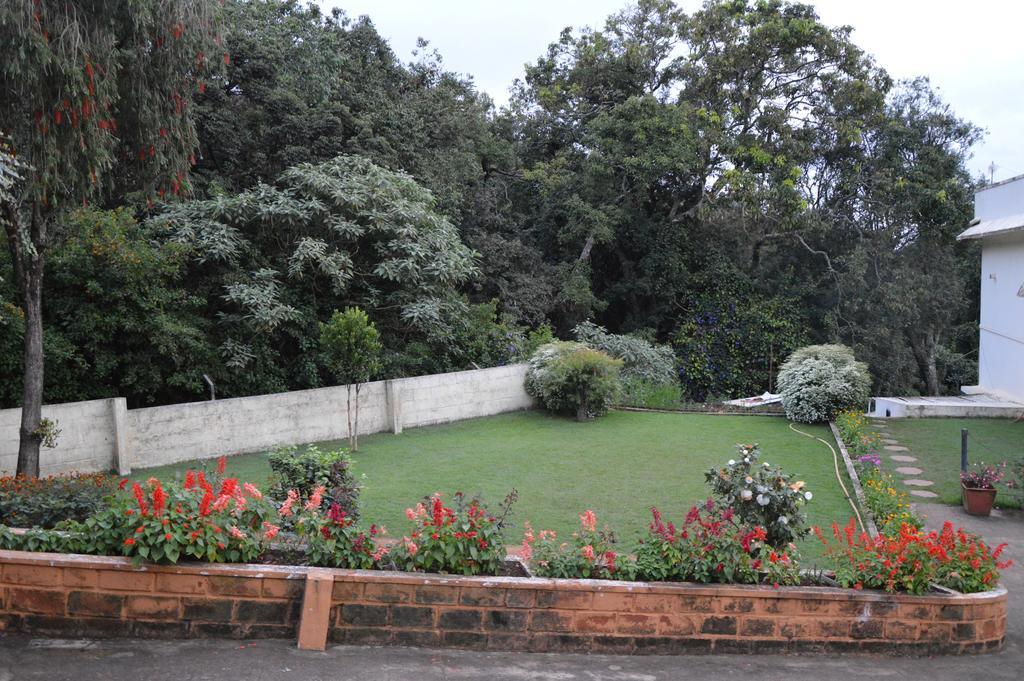 Serenity Manor Coonoor Exterior photo